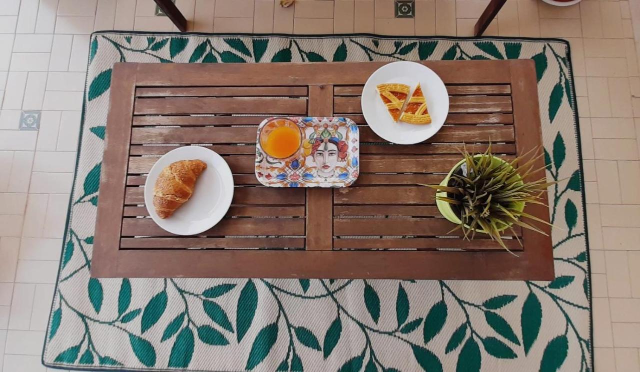 Il Vaso Di Creta Bed & Breakfast รากูซา ภายนอก รูปภาพ